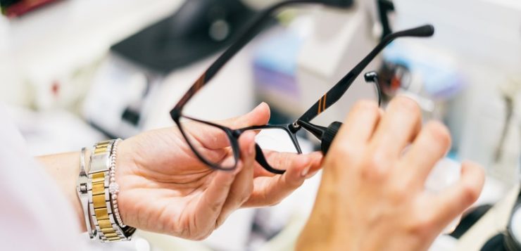 Comment s’assurer du professionnalisme d’un opticien en ligne ? opticien en ligne