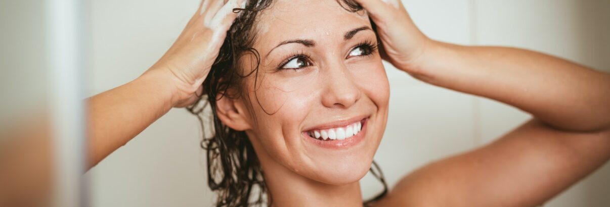 Voici la fréquence idéale de lavage des cheveux