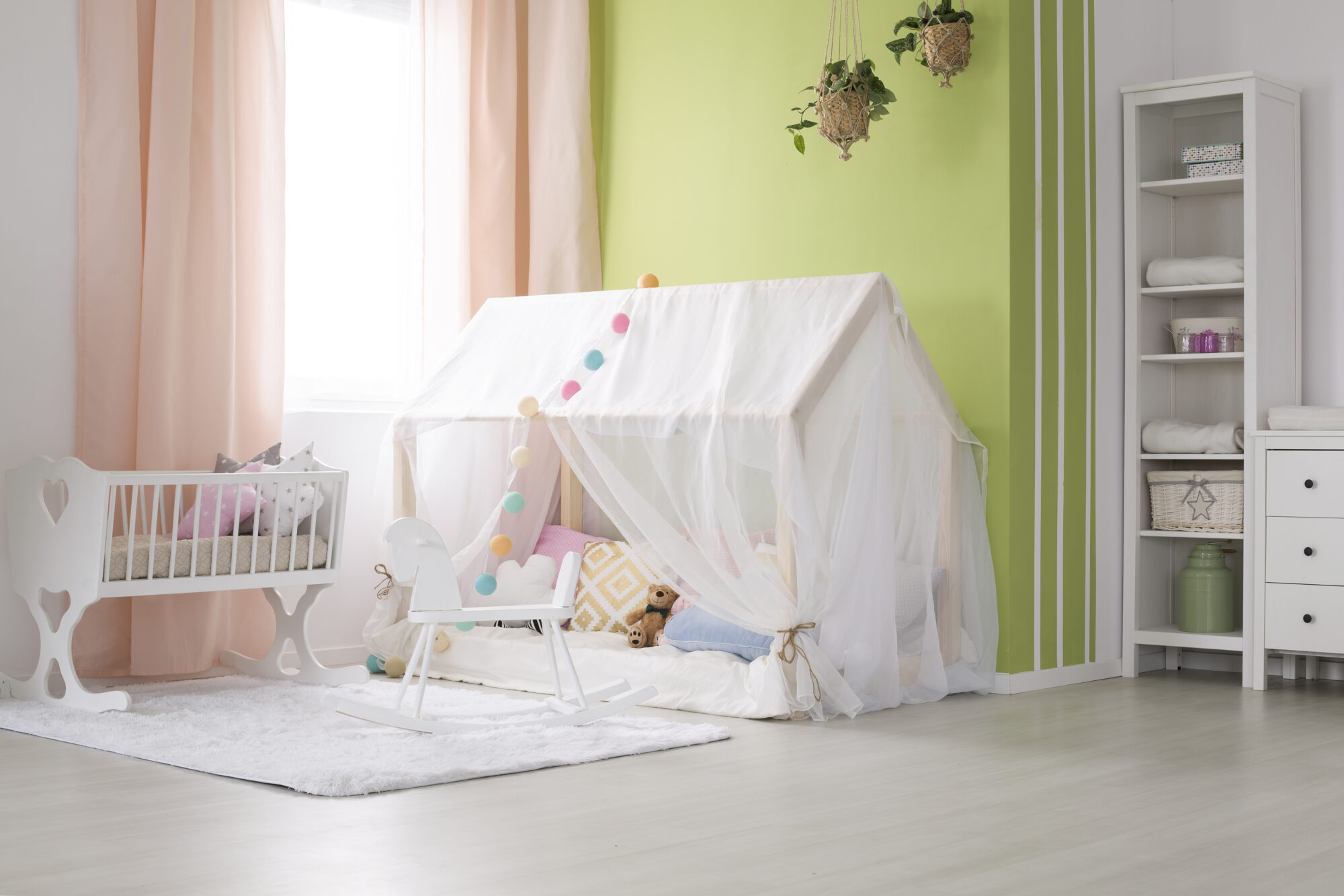 Quatre astuces incontournables pour une organisation optimale dans la chambre de bébé