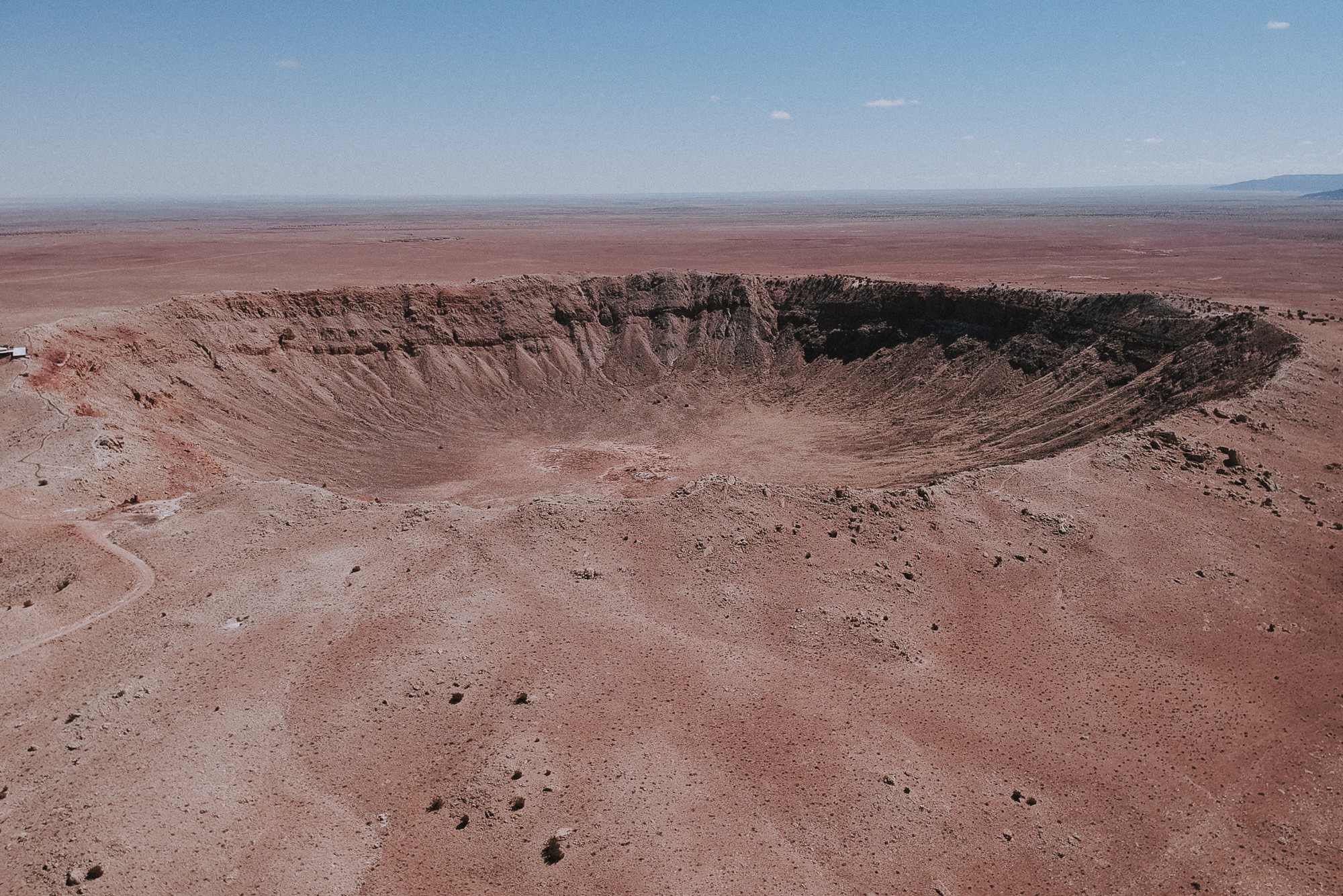 Le Meteor Crater, une merveille géologique qui suscite l'émerveillement